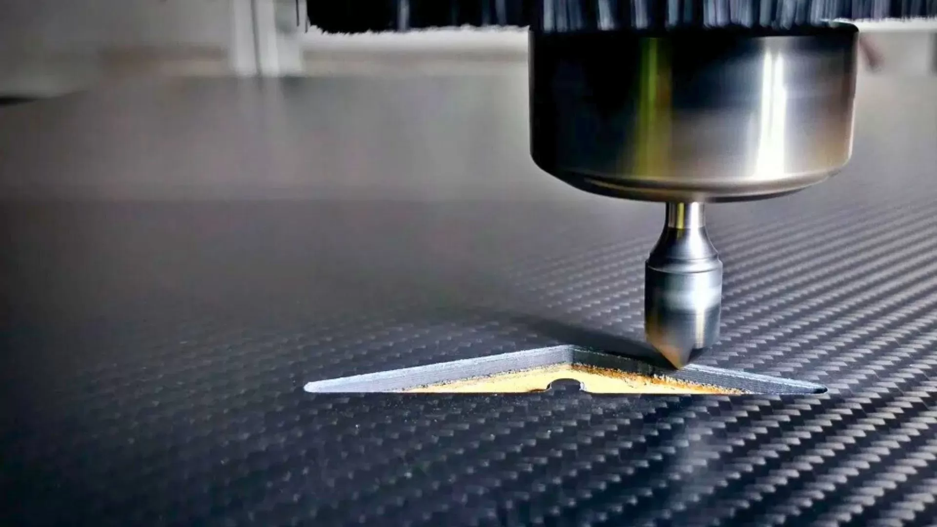 Machining a carbon fiber plate